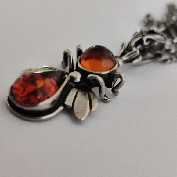 Vintage Baltic Amber Insect / Fly Pendant - Picture 1 of 16